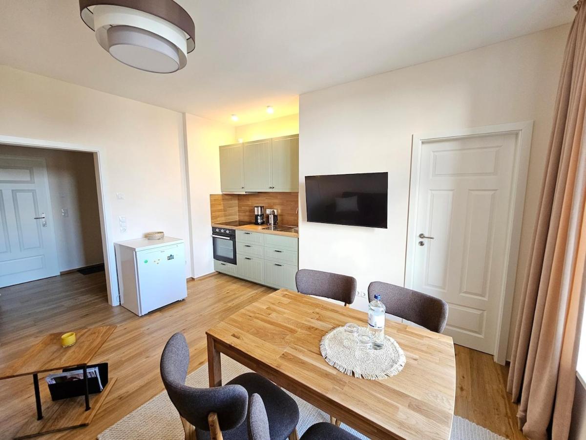 Ferienwohnung Glueck Am See ชแตร์นแบร์ก ภายนอก รูปภาพ