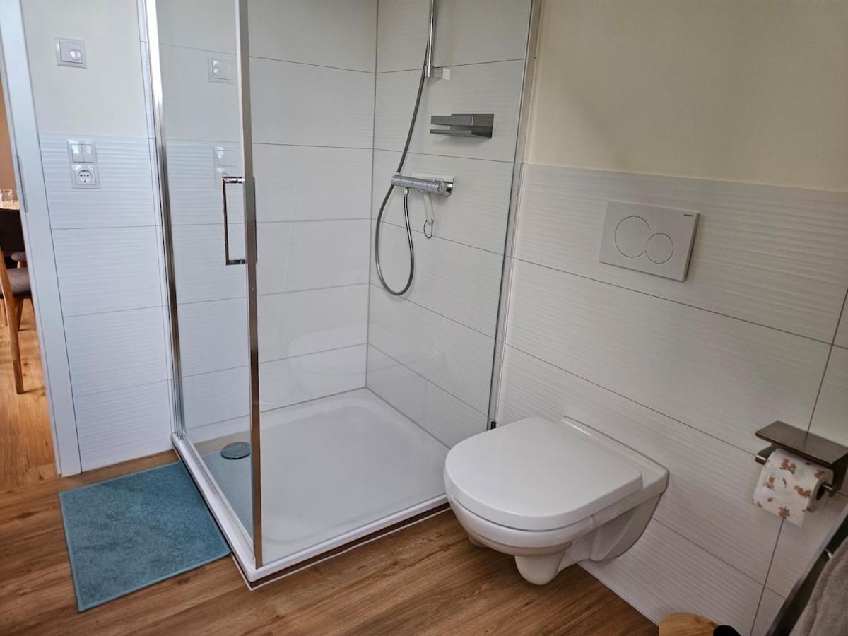 Ferienwohnung Glueck Am See ชแตร์นแบร์ก ภายนอก รูปภาพ